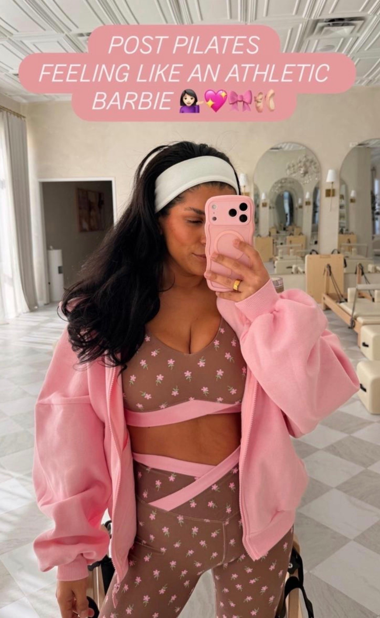 Post-Pilates glow with a little Barbie energy 🎀💗 This floral set + pink layer is such a cute combo.

#PilatesStyle #PilatesOutfit #ActivewearStyle #MatchingSet #WorkoutFashion #PinkStyle #PilatesGirl

#LTKdayinmylife #LTKfitnessgoals #LTKmorningroutine