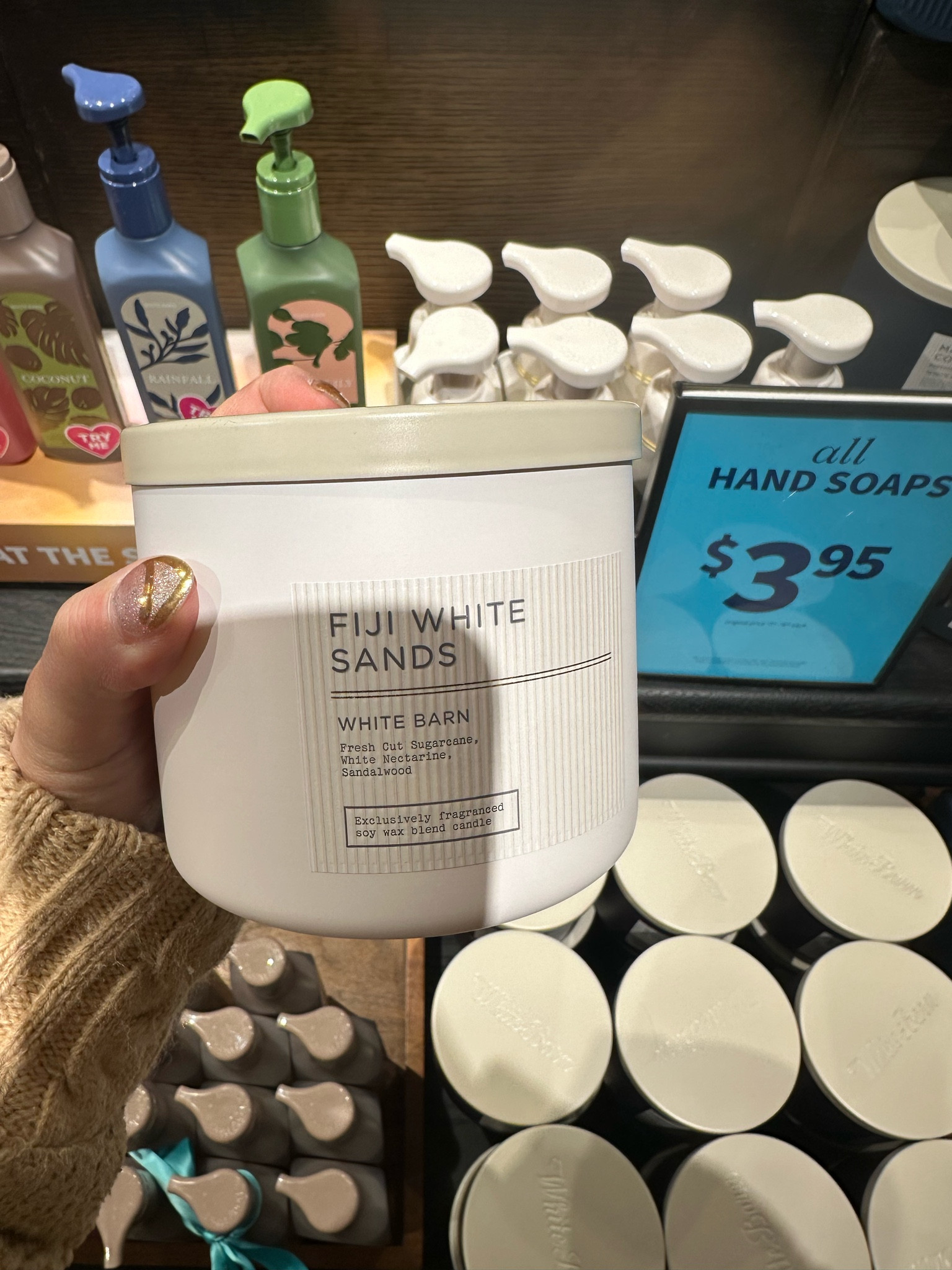 If you’re looking for a beach scent, this is it! 🤌 The white barn candles are so good and makes the home smell so good! 

#candle #beach #bathandbody #whitebarn 

#LTKHome #LTKWatchNow #LTKSaleAlert
