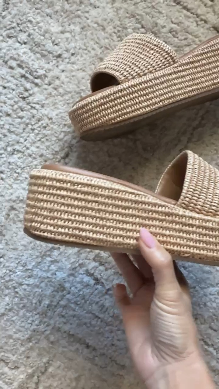 Platform sandals
Sandals 

#LTKSeasonal #LTKFestival #LTKdayinmylife