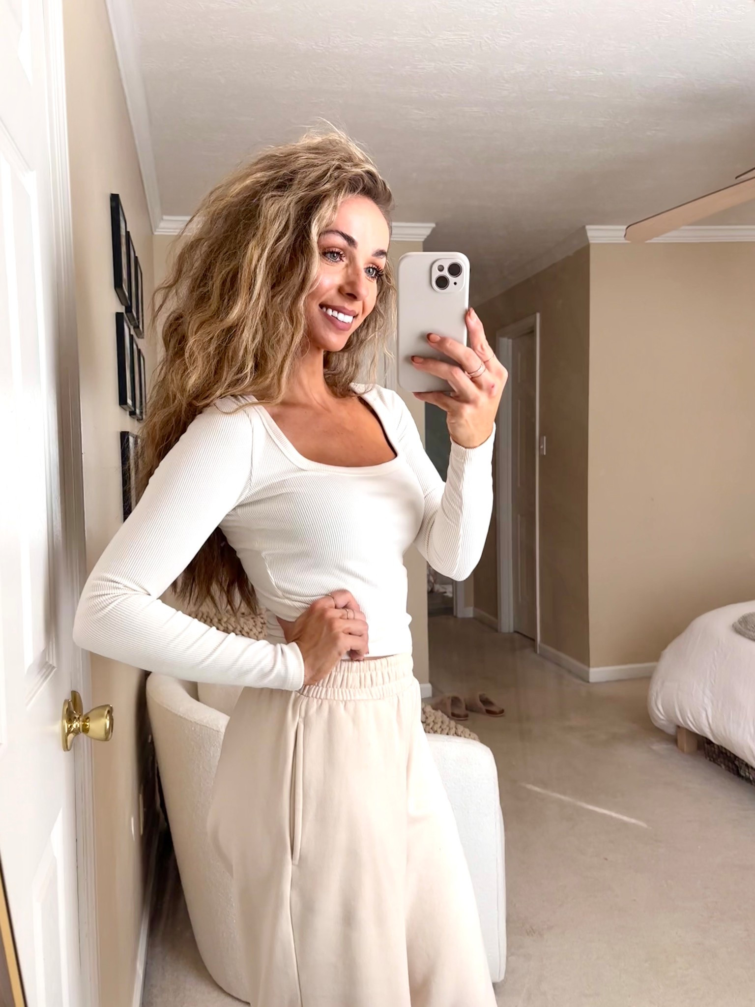 Minimal heat big curls🦁

Crimp hair or wear in french braids for several days the remove and crimp at roots and spray with dry texture spray for volume!

#LTKFindsUnder50 #LTKStyleTip #LTKBeauty