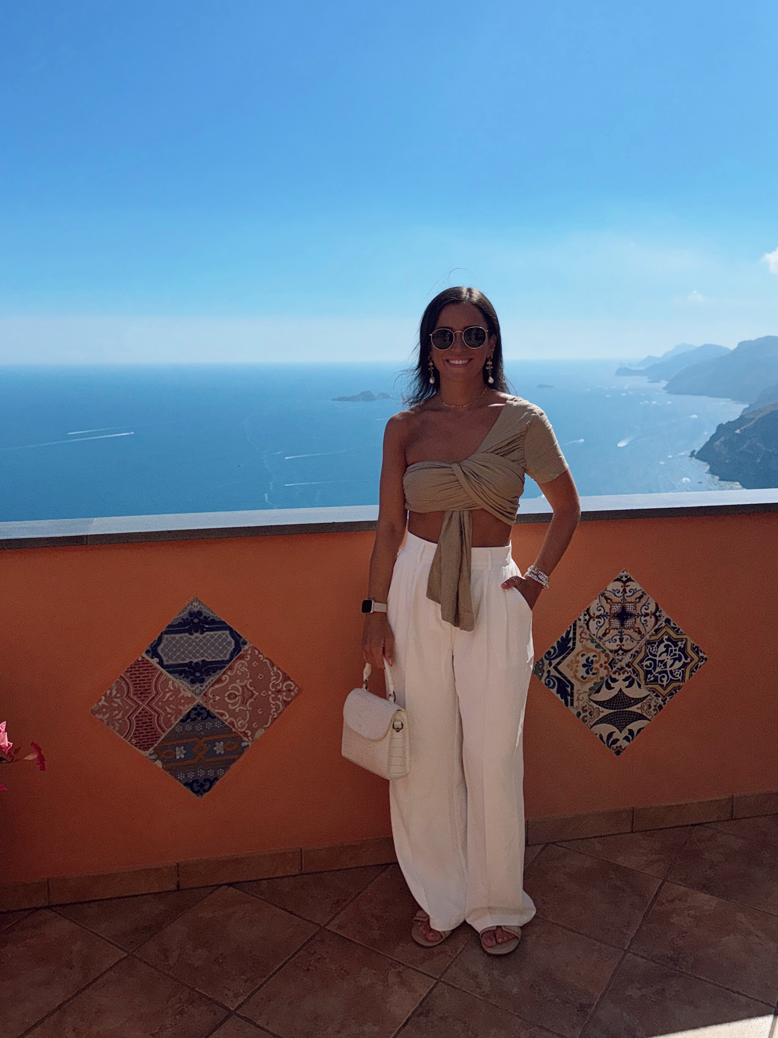 Still not over this outfit from Italy. Can’t believe how amazing these pants were for the $$ 😍 and this shein top may just be my fav find! Size xs in top & small bottoms 

#LTKFindsUnder50 #LTKStyleTip #LTKSaleAlert
