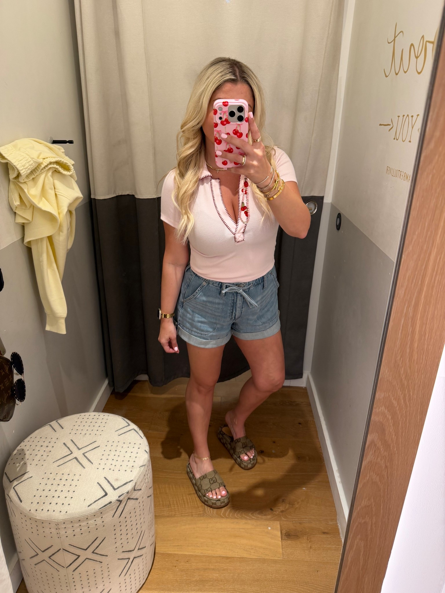 Spring outfit
Small top
Denim shorts 4
Slides tts

#LTKfitnessgoals #LTKootd #LTKSaleAlert