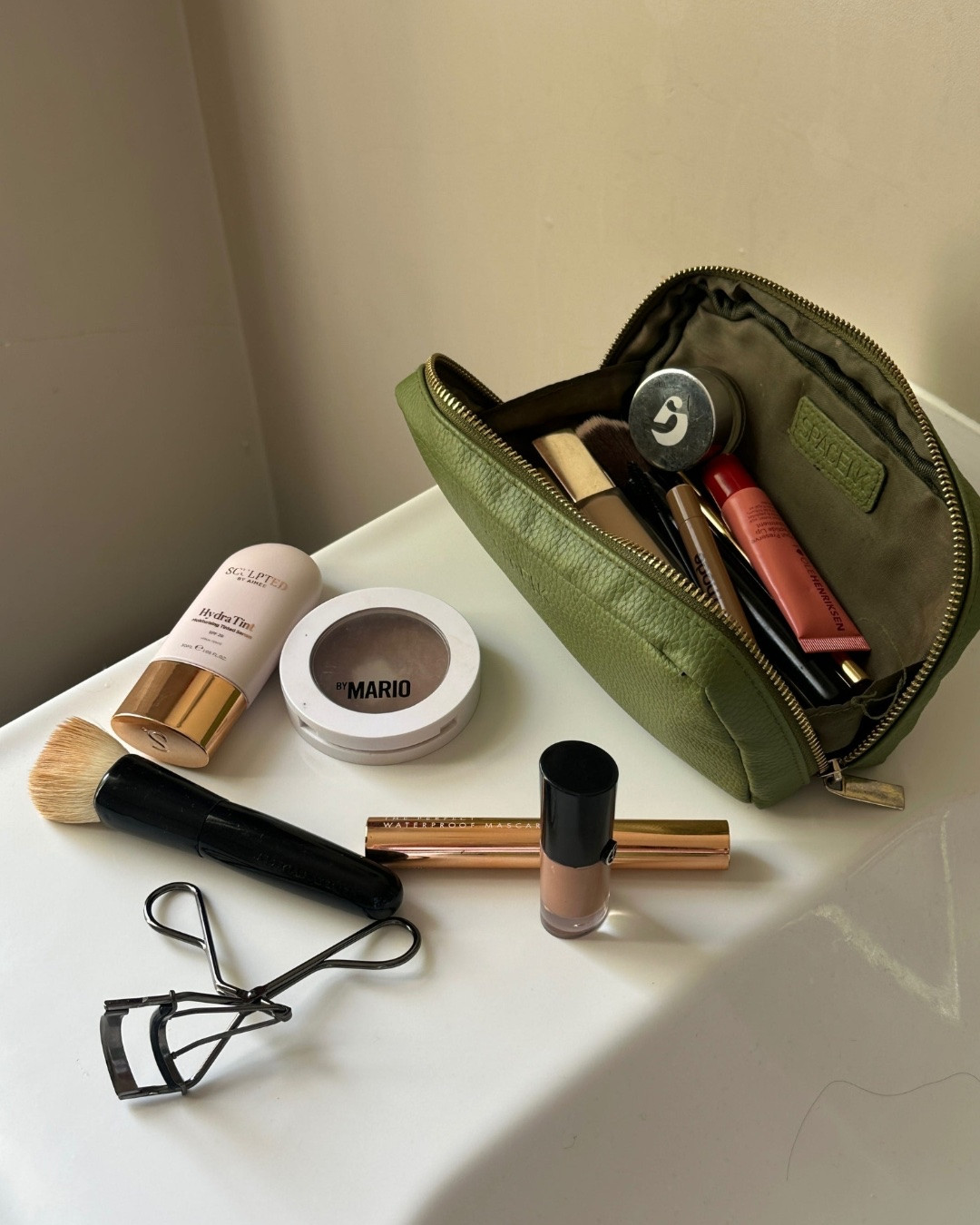 Olive green for spring, makeup faves 

#LTKbeauty #LTKspring