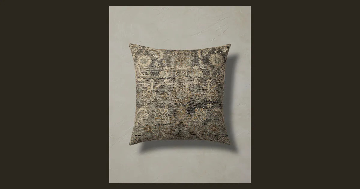 Jiya Pillow | Joon Loloi | Joon Loloi