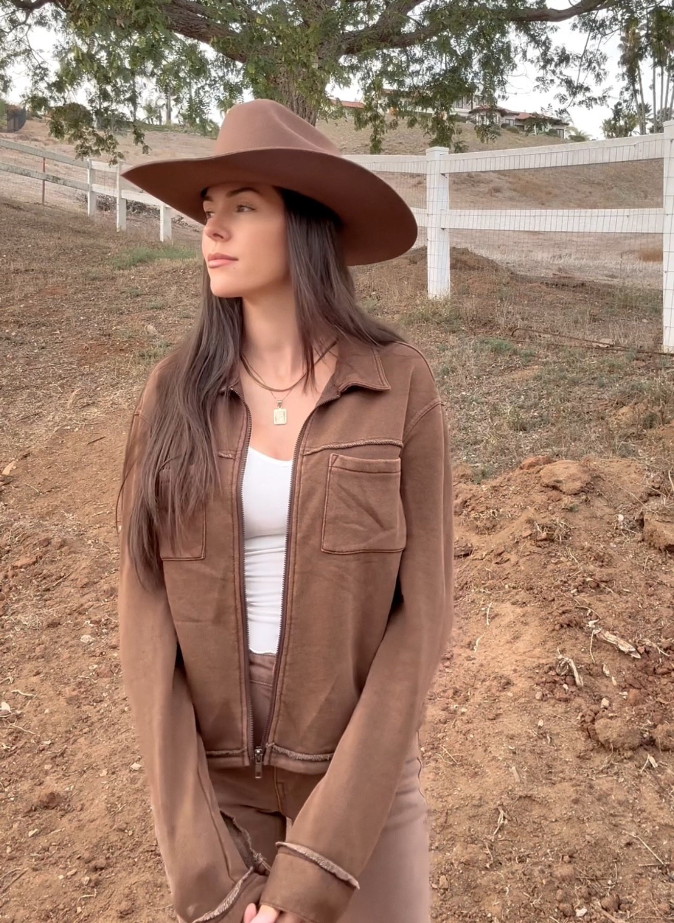 The softest comfiest cropped brown jacket! 😍

#LTKStyleTip #LTKootd #LTKmomlife