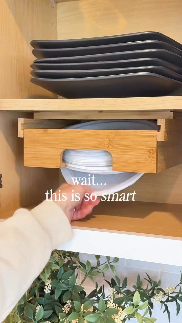 This little paper plate holder/dispenser uses that awkward unused cabinet space and makes grabbing plates so much easier — especially for summer lunches, quick dinners, and all the kids’ snacks.

One of those simple kitchen finds I didn’t know I needed until I had it 😅

#LTKdayinmylife #LTKmomlife #LTKfoodie