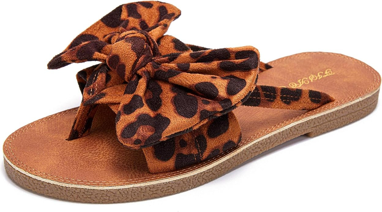 FISACE Womens Slip On Flip Flops Ring Toe Strappy Summer Gladiator Flat Sandals | Amazon (US)