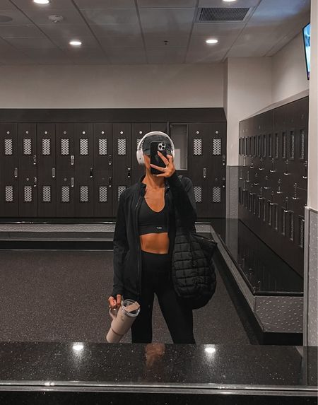 nothing like an all black gym outfit. 🫶🏽


gym girl aesthetic, gym girly, wellness aesthetic, clean girl aesthetic 2023

#LTKFitness #LTKFind