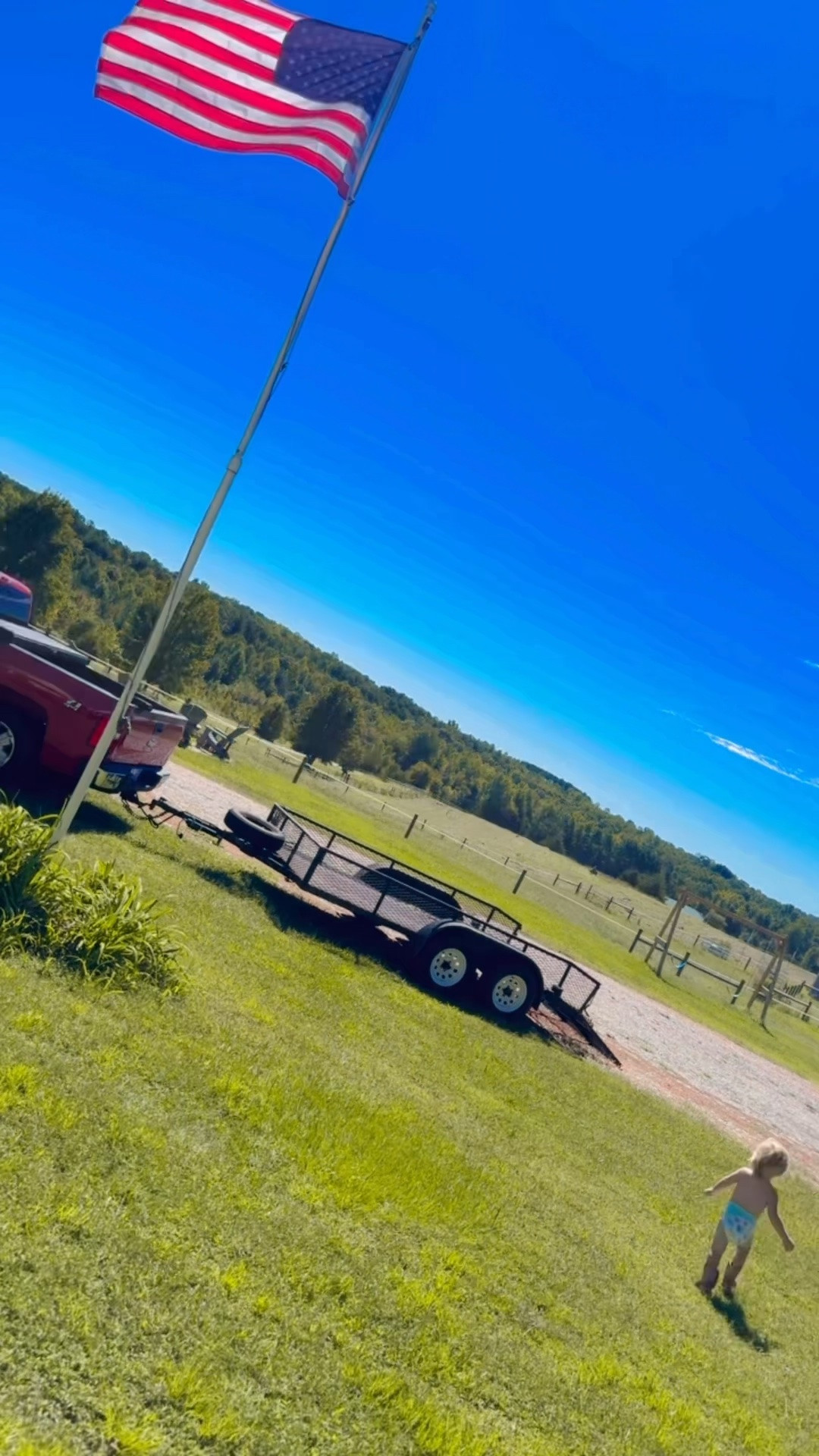 Ohhhh how I love this view 🌾 of my blonde-headed baby 👶🏼 in a diaper and boots 🤠, daddy out in the pastures 🚜, and exploring all over the property!! 🌳 Bubba lovessss his little play area by the “Christmas trees” 🌲- as they call them!! 🥰
