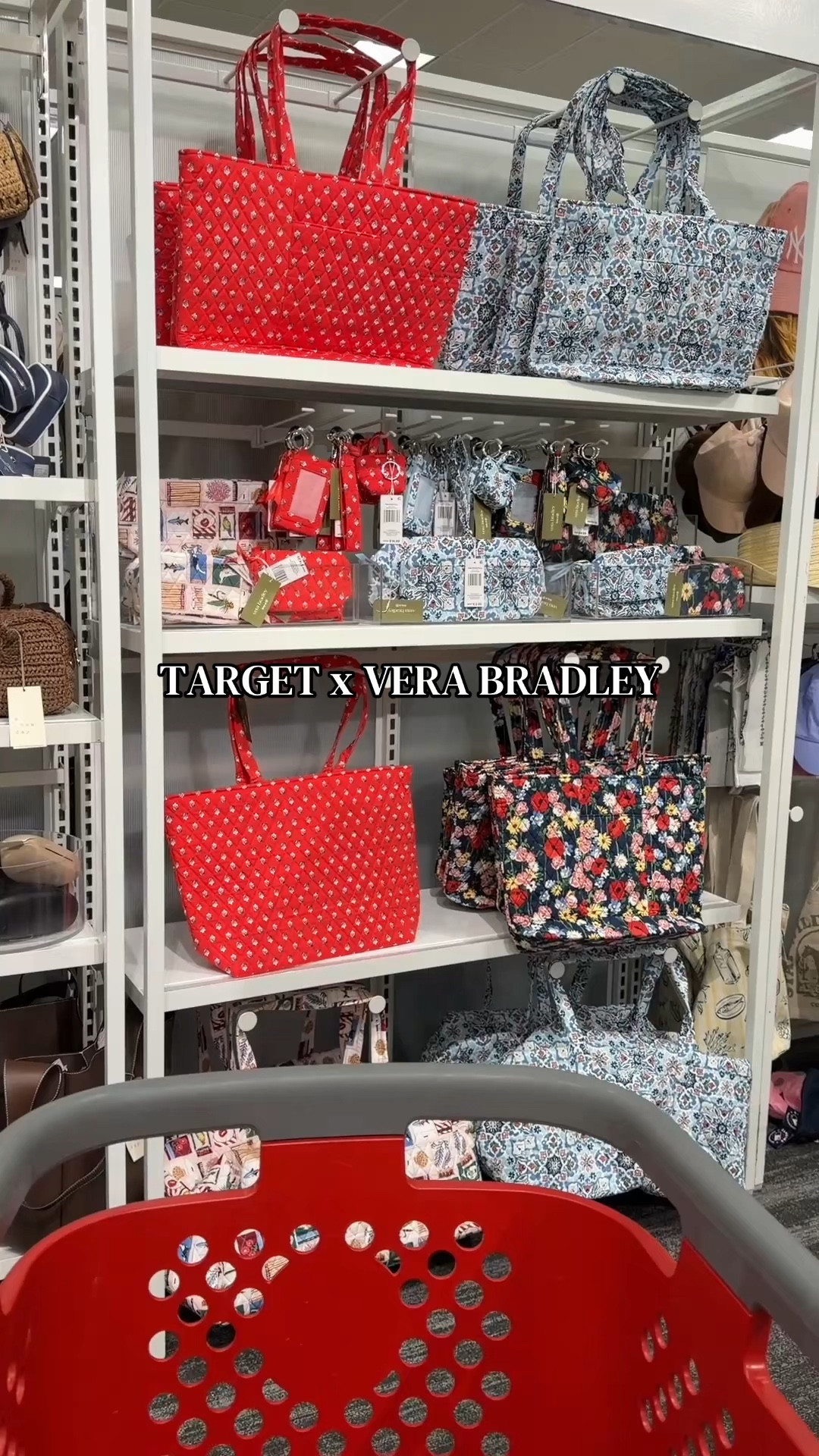Target x Vera Bradley! 😍

#target #targetfinds #verabradley #bag #purse #travel #totebag #duffelbag #travelbag #vacation #accessories @Target 

#LTKSeasonal #LTKTravel #LTKootd