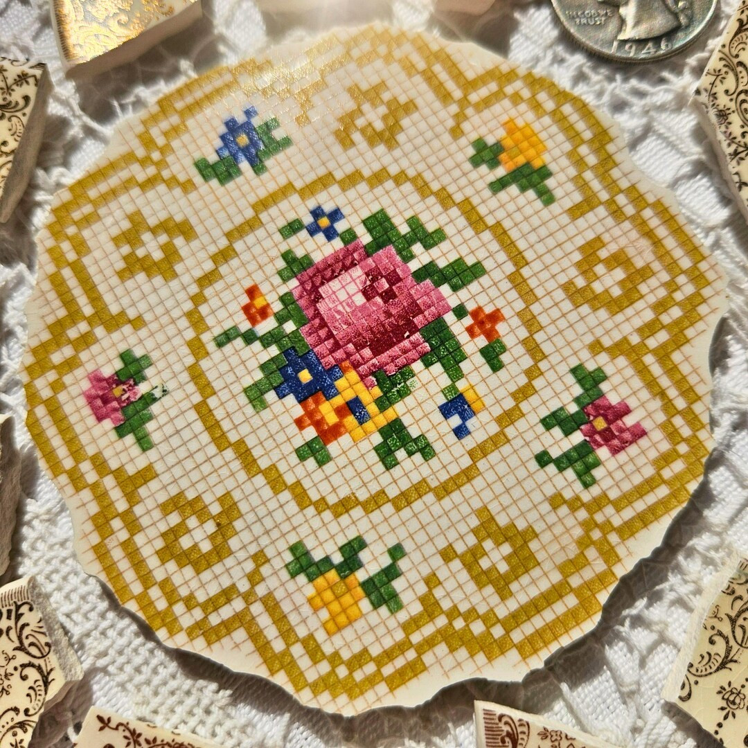 Crosshatch Centerpiece with Gold Accents - Floral Mosaic Tile Pieces from Dishware | Etsy (Global)