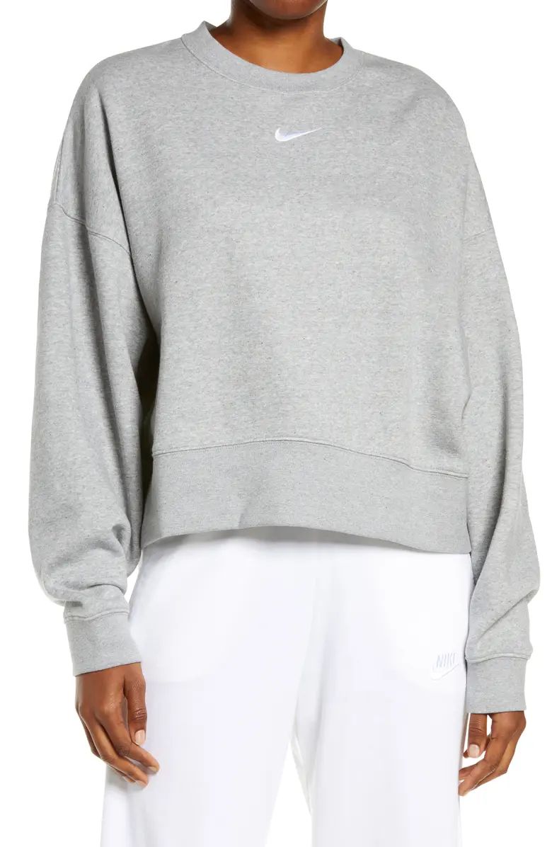 Sportswear Essential Oversize Sweatshirt | Nordstrom