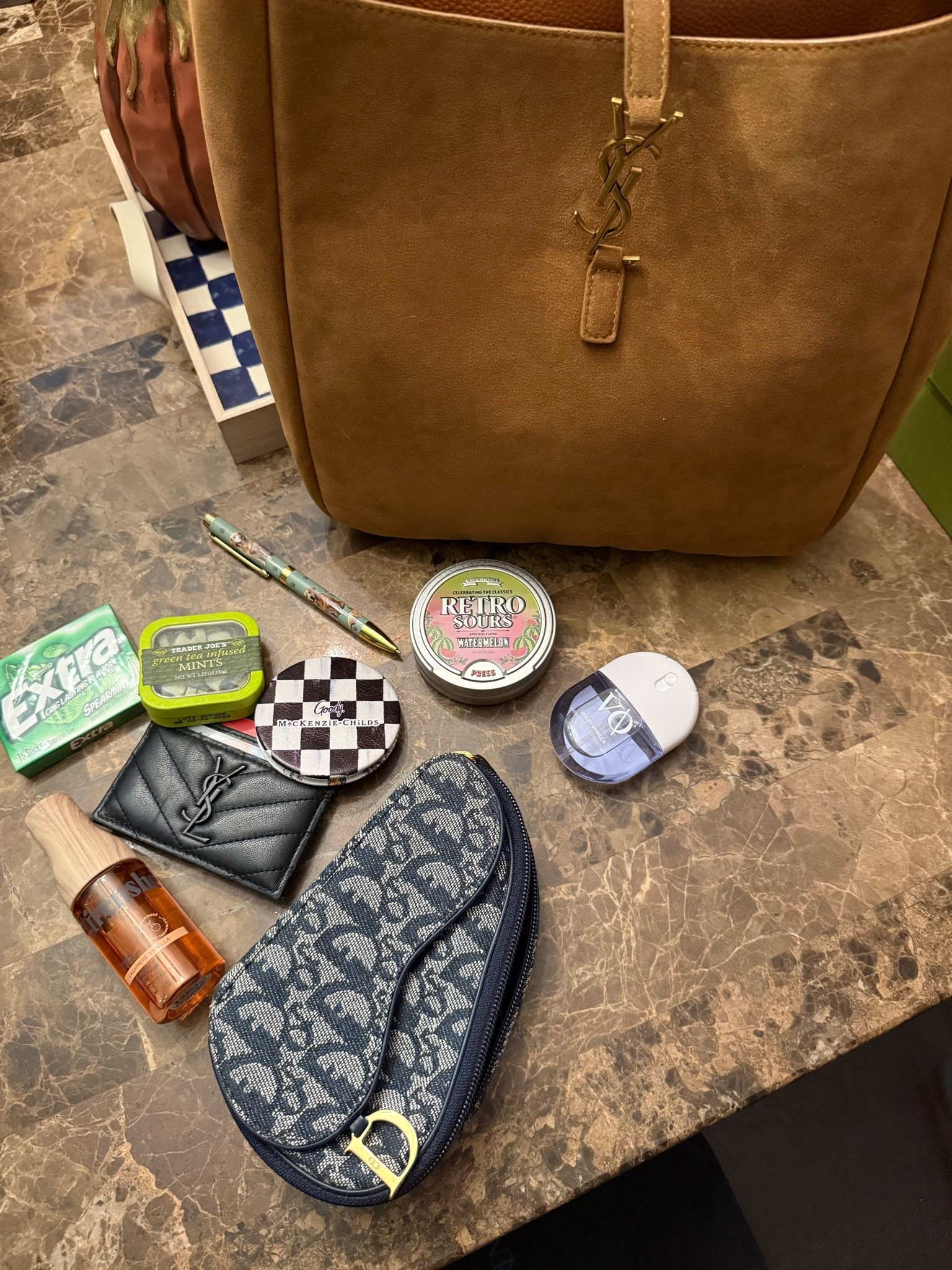 Literally just a girl🧡🍂🤎


Ysl bag / fall bag / Dior wallet / Ysl wallet / the real real / Mackenzie Childs / bucket bag / Ysl bucket bag / Ysl suede bag / fall things / what’s in my bag

#LTKSeasonal #LTKdayinmylife