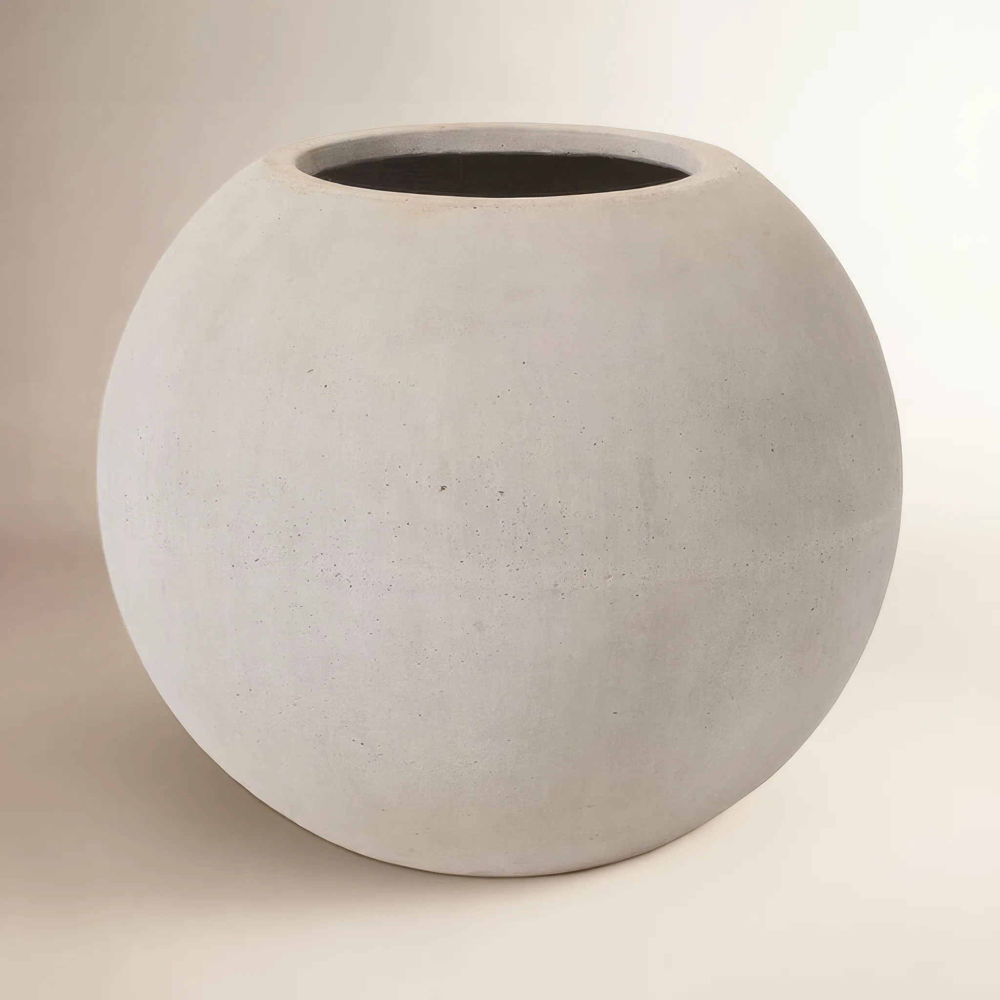 Lotta Full Moon Planter | Wayfair North America