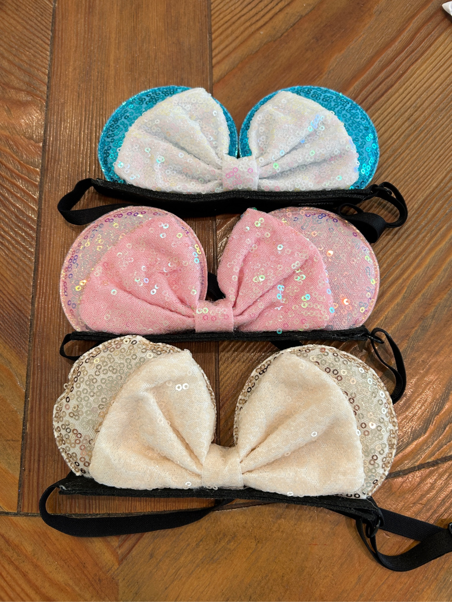 Minnie ear headband

#LTKfamily #LTKkids #LTKtravel