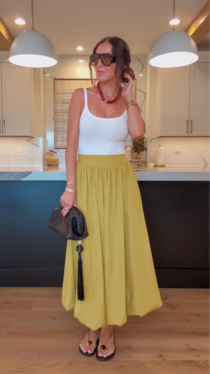 I can’t believe this skirt is from Amazon! It’s giving Zara for half the price. So comfortable too!

#LTKgrwm #LTKootd #LTKSaleAlert