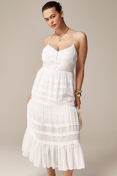 White Dress

#LTKSeasonal #LTKStyleTip #LTKFindsUnder100