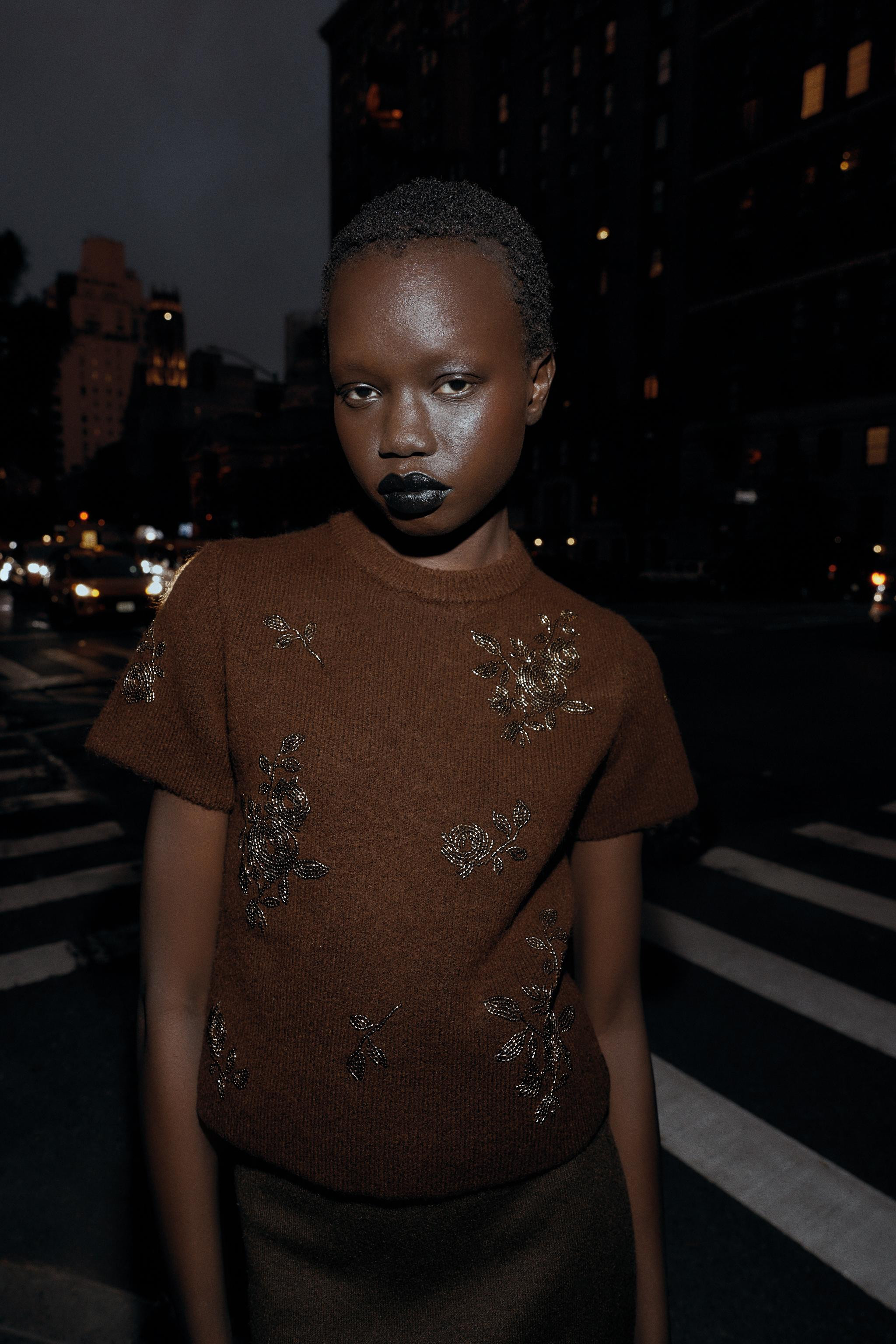 SHORT SLEEVE KNIT BEADED JUMPER | Zara US