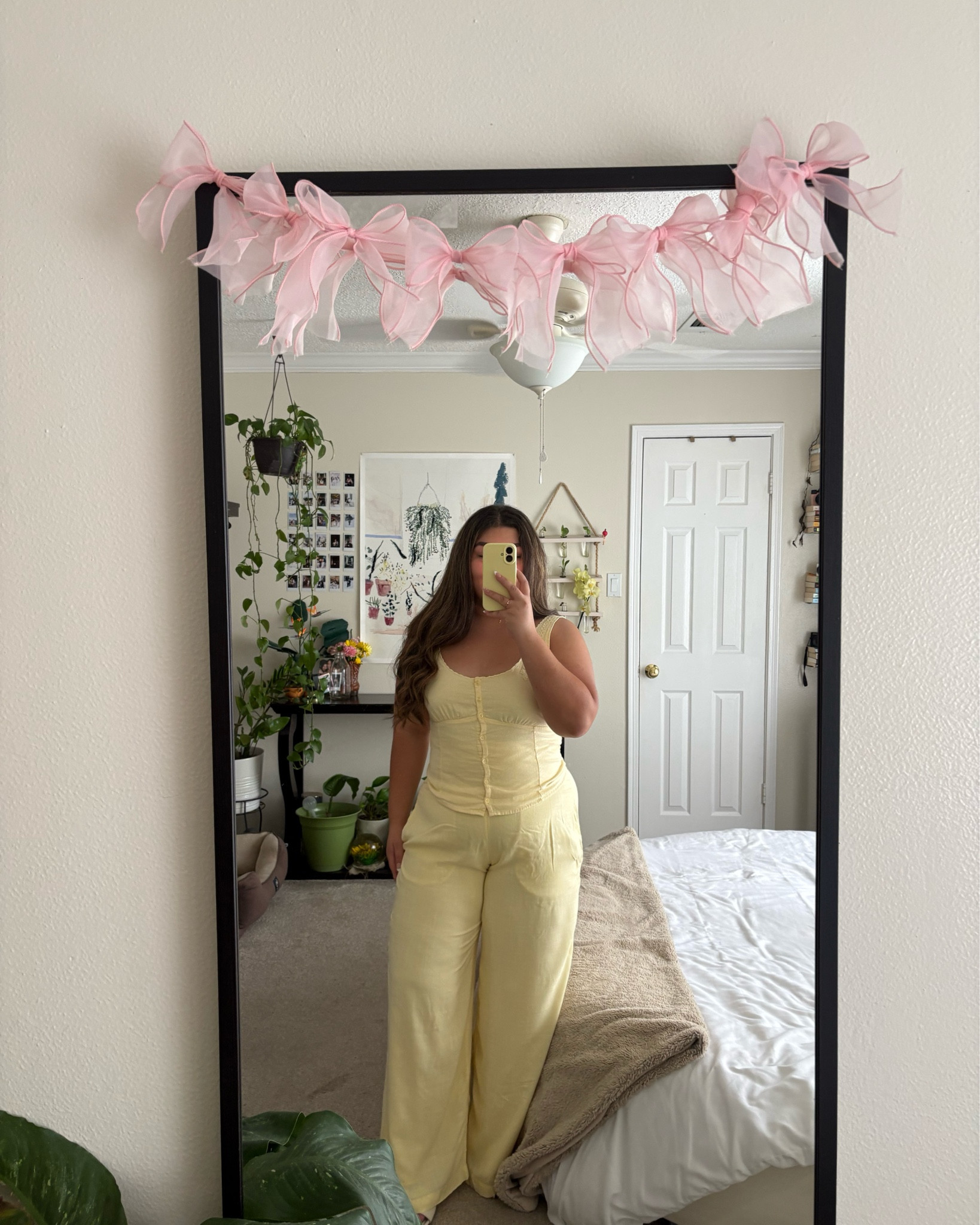 fits were thrown 🙂‍↕️🤍