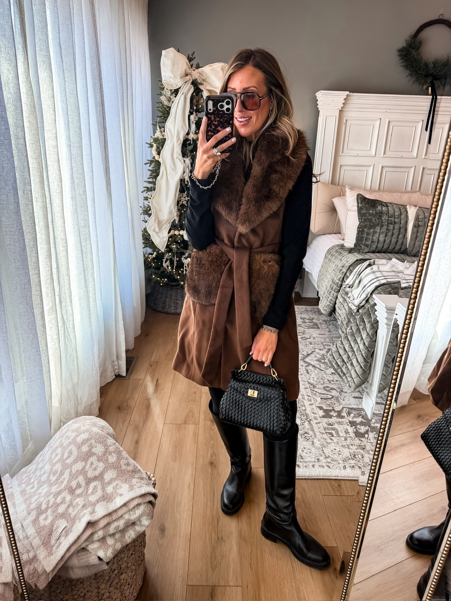 Amazon winter wear, Amazon finds, Amazon fur vest, faux fur vest, themominstylee

#LTKootd #LTKmomlife #LTKSeasonal