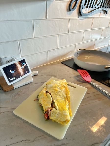 The Craaway Pan Dupe from Sam’s Club is now available in a jumbo size. I used mine this morning to make one massive family omelet instead of taking more time to make 4-5 of them. 

Linking some of my favorite cooking and baking sets from Sam’s and the Caraway versions. 

#LTKfamily #LTKhome #LTKunder50