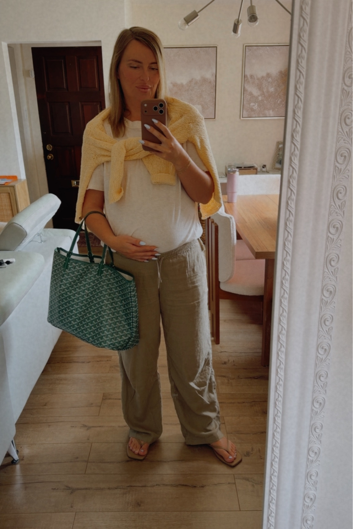 Maternity style
Casual style
Summer outfit
Spring outfit
Yellow cardigan
Aritzia style
Linen pants

Size medium pants
Small top
Large cardigann


#LTKmomlife #LTKootd #LTKBump