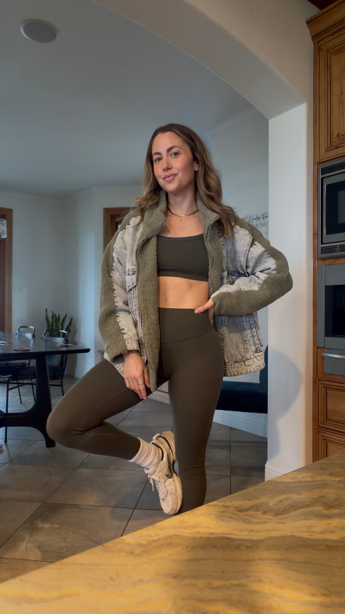 If I haven’t convinced you to buy this set yet just do it🫶

#LTKfitnessgoals #LTKmomlife #LTKActive
