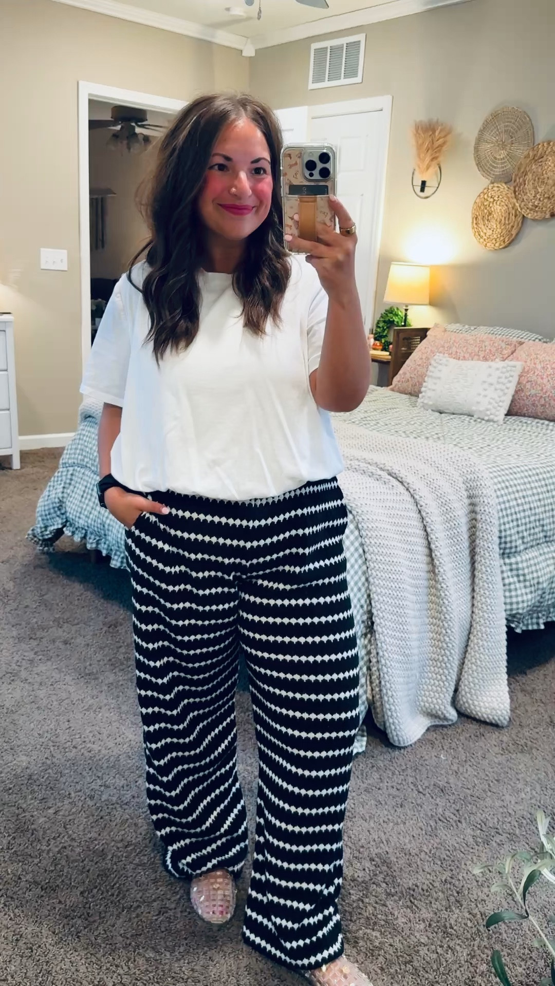 Y’all know I can’t say no to a pair of striped pants 🤍🙌 These are the perfect mix of comfy + cute—easy to dress up with a blouse or keep it casual with a simple tee. 

jelly flats: fit true to size // wearing a 5 (surprisingly comfy)
pants: fit true to size // wearing a large (no drawstring so the waist was too loose for me, could’ve sized down to a medium)
bubble tee: fits true to size // wearing a large 

 #LTKootd #LTKMidsize #LTKWorkwear