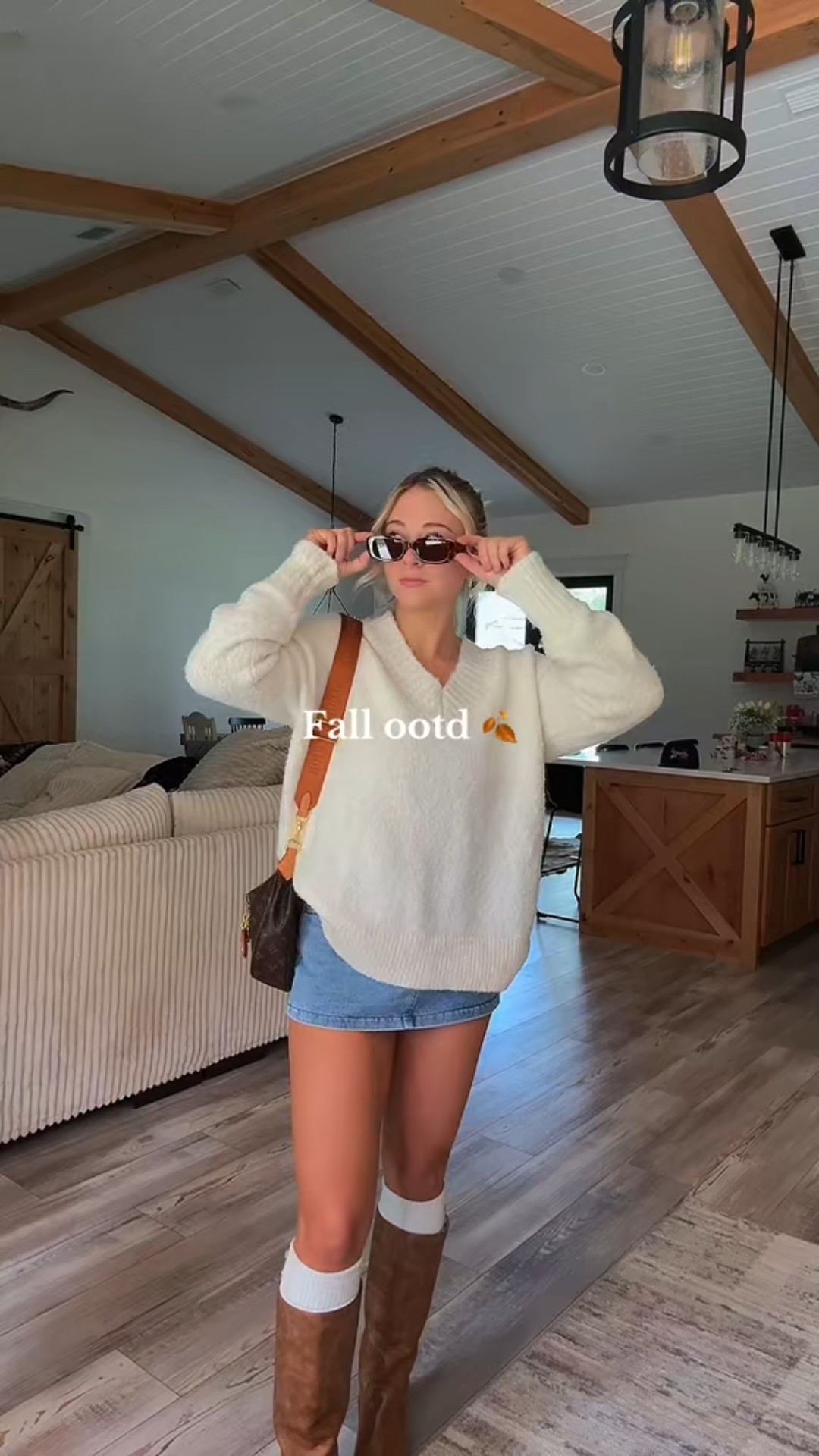 Perfect transitional fall pieces 🍂 #falloutfit #fall