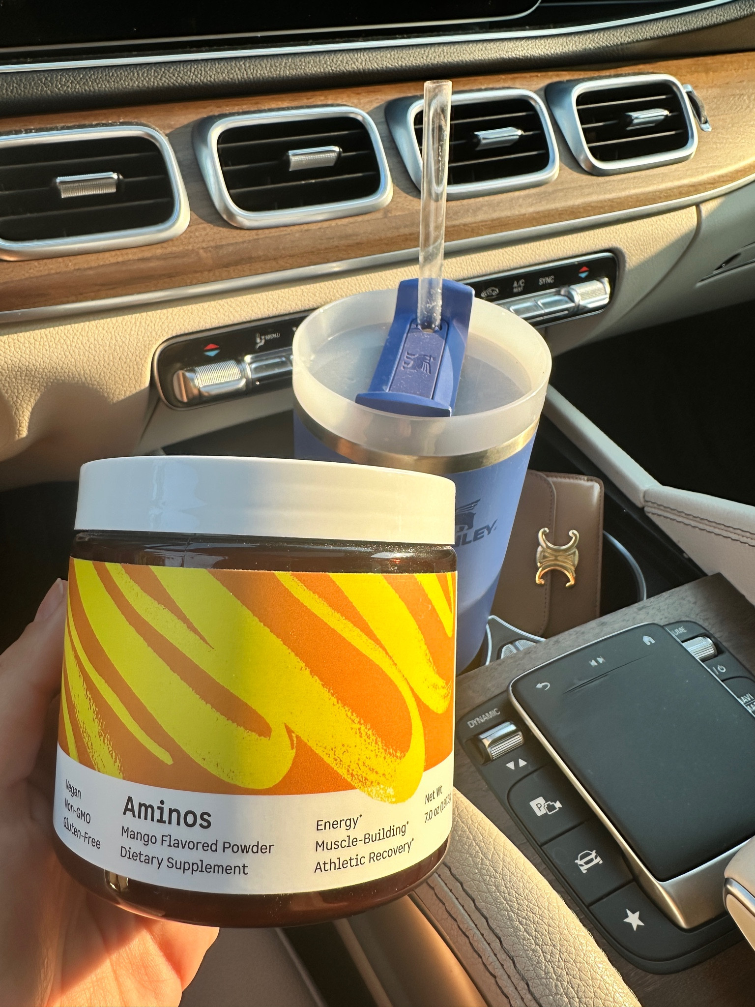 Always in my Stanley cup! Mango flavor is my personal fave👌 + a whole lot of ice!! 

Love this for; 
- energy
- maintaining muscle
- recovery 