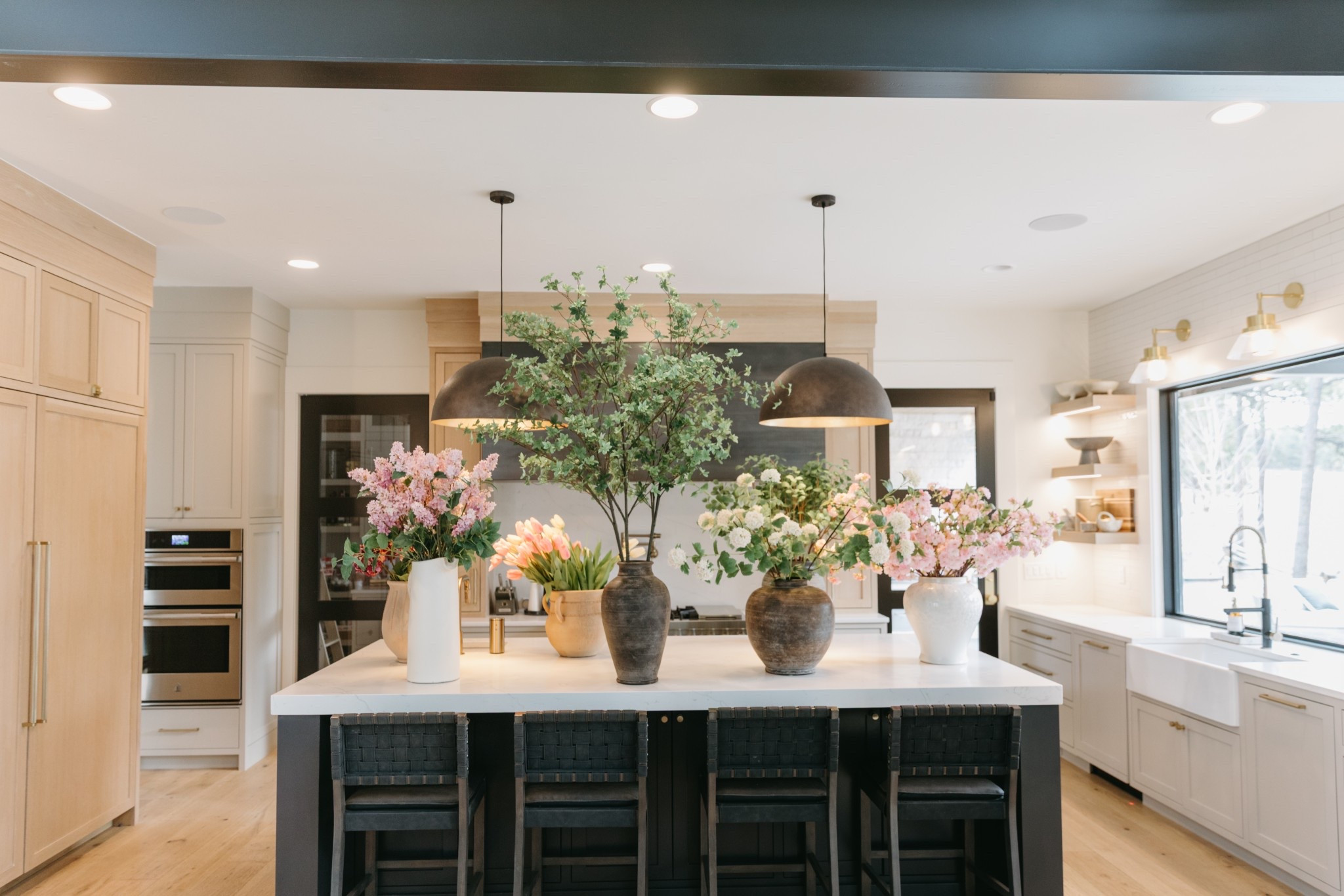 Sharing sources for all of my favorite spring faux stems and vases. Pottery Barn has the best selection of high quality faux stems to choose from.

#LTKSeasonal #LTKHome #LTKStyleTip