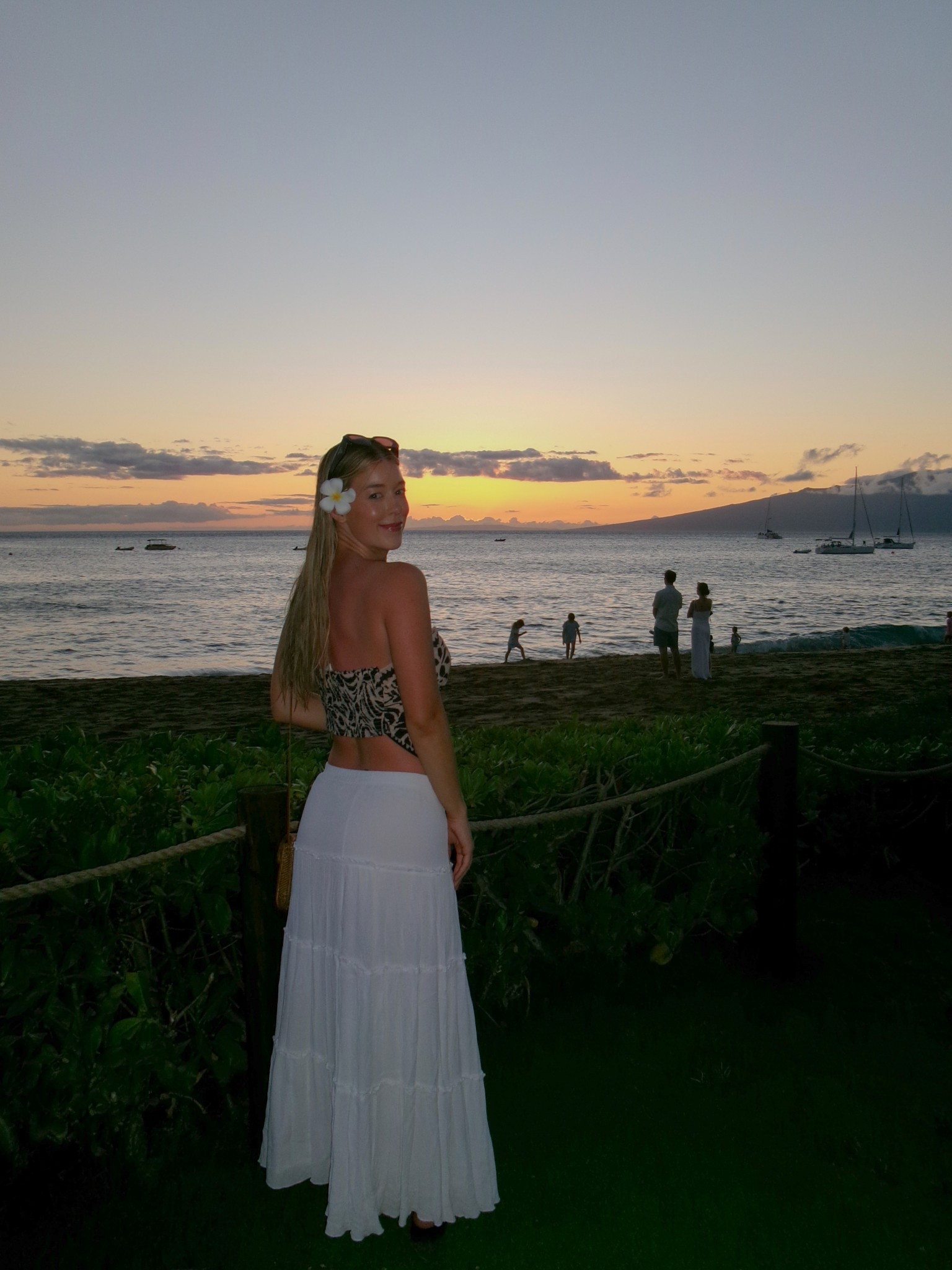 Hawaii outfit night 1 🌺

#LTKFindsUnder100 #LTKSummerEdit #LTKSeasonal