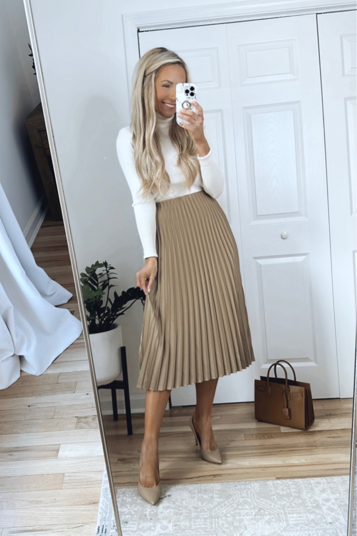 Camel pleated skirt outfit for work! Recommend sizing down one size in this pleated skirt!

#LTKworkwear