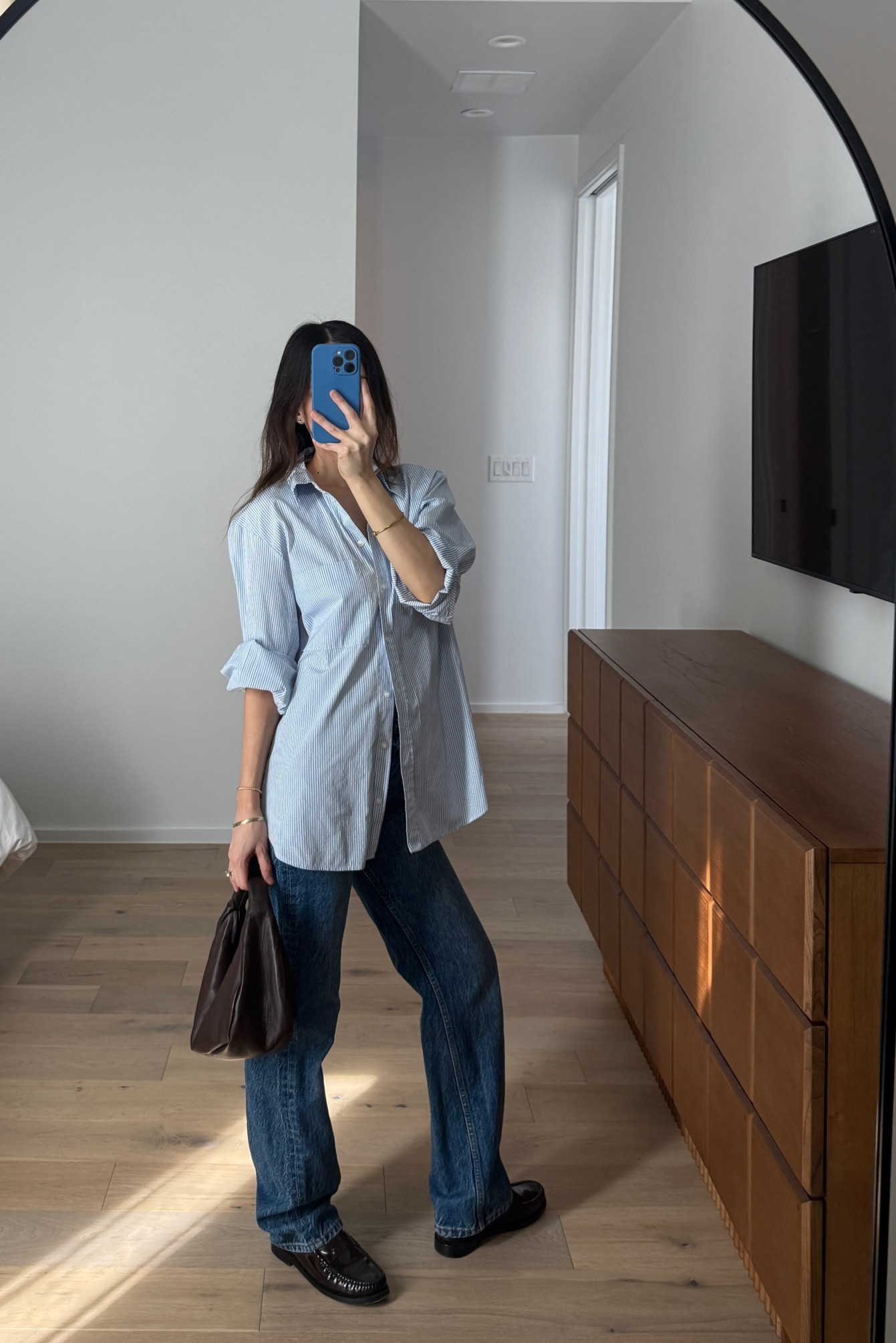 This will be my spring uniform: oversized button down, jeans, and loafers. #springoutfit #springbreak 

#LTKPetite #LTKStyleTip