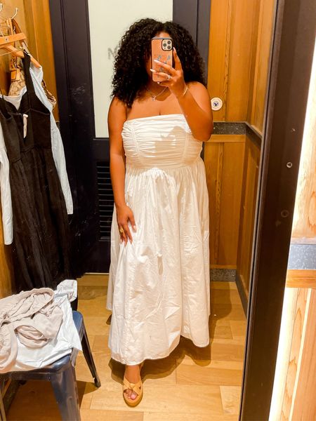 We love a good white strapless dress. I’m obsessed with this one from American Eagle. I appreciate that it’s lined and comes with straps just in case you’re not feeling very risky. I think this dress is perfect for a day at the winery or brunch with your besties.

For size reference, I’m wearing an XL and it fits true to size. 

Don’t forget American Eagle is doing special deals all week  

#LTKfindsunder100 #LTKSeasonal