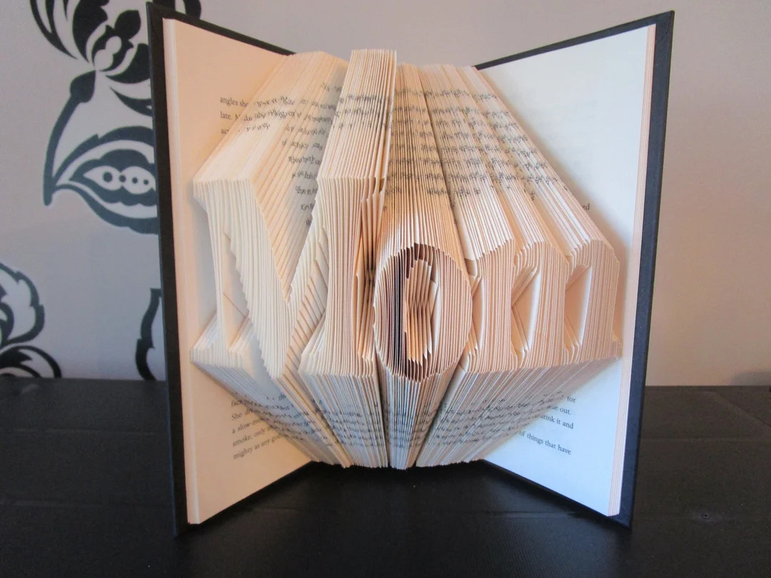 Mom Folded Book Art, Mother's Day gift, Mom birthday gift, book sculpture | Etsy (US)