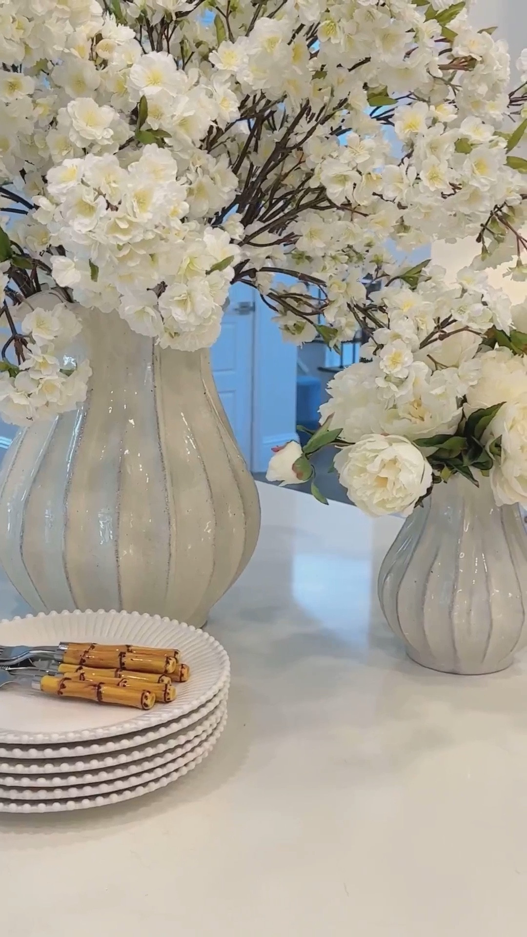 New color drop! This pleated ruffle now comes in light blue for spring 💙