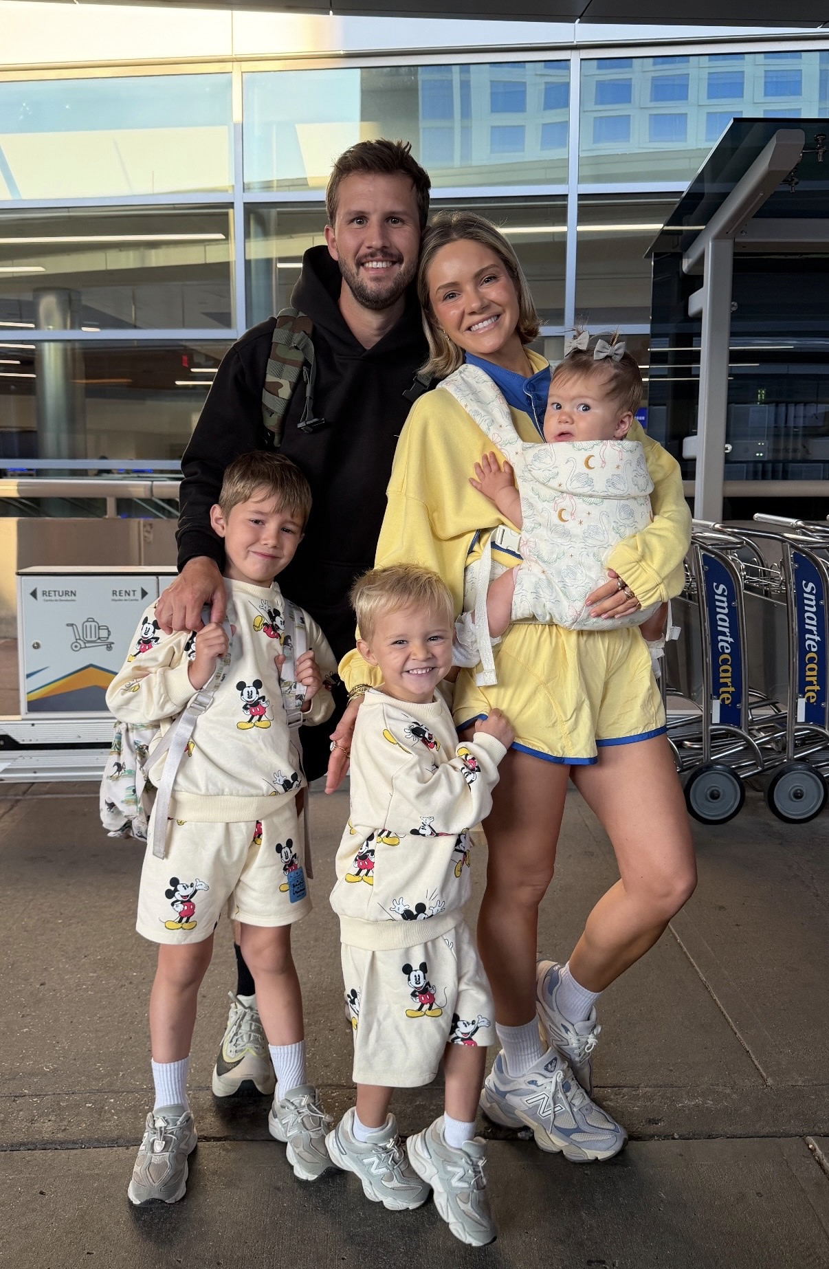 Family travel outfits for Disney! 

#LTKmomlife #LTKootd #LTKBaby