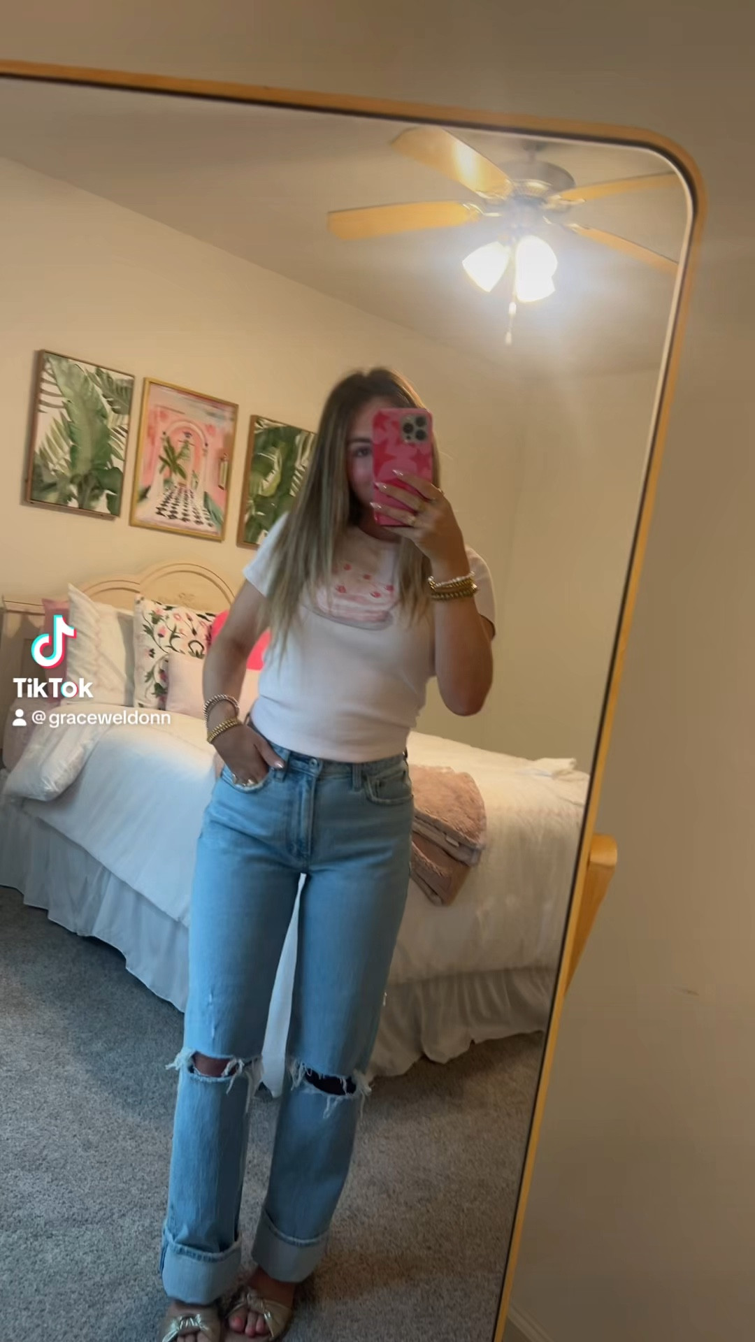 ootd 🫶🏼🎀 the top won’t link but it is in stock online !!