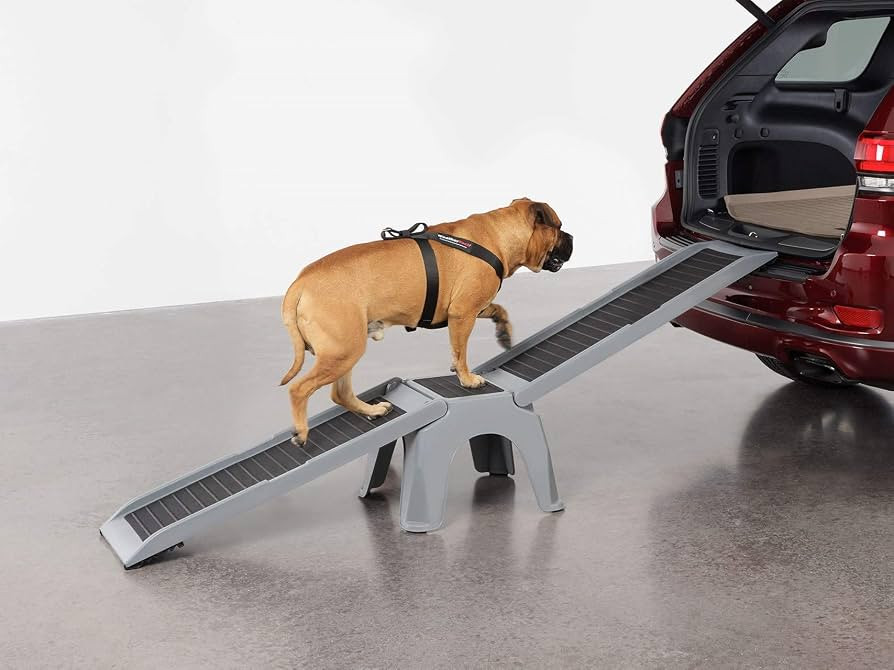 WeatherTech Easy Ramp - Non-Slip Dog Ramp for Cars, Trucks & SUV's - Supports Up to 300 lbs. - Sa... | Amazon (US)