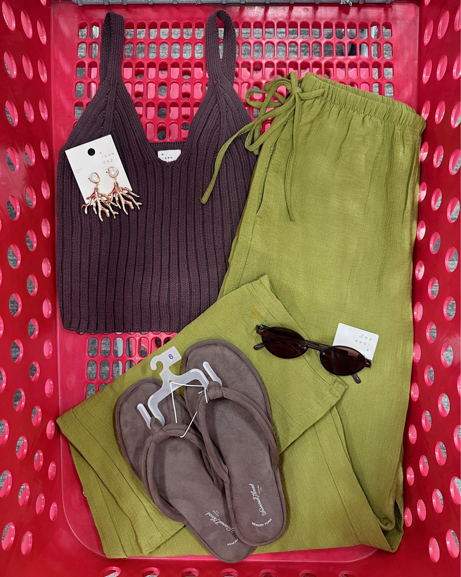 Easy summer outfits all from Target! 🐚🌊 #ad @Target 

Target Style, Summer Style, Vacay Style, Easy Outfits, Denim Shorts, 4th of July, Summer Accessories, Girls Night Outfits, Date Night

#LTKgrwm #LTKmomlife #LTKootd