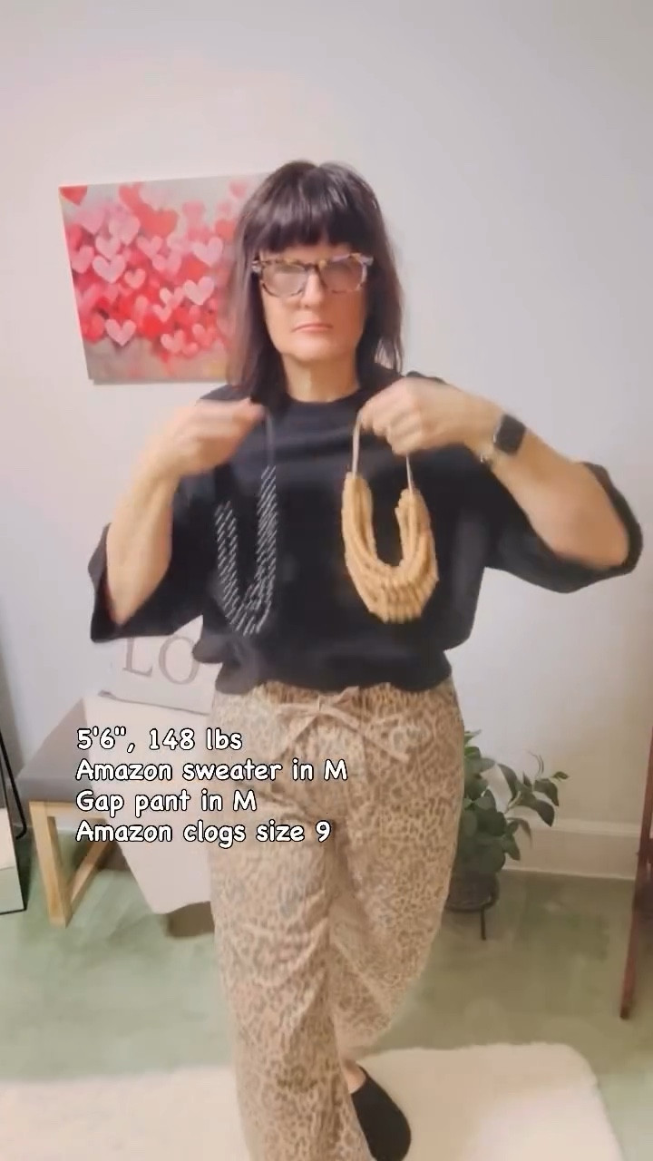 How to shop: 
1-click the LTK link in my bio 
2-comment SHOP to get the link in your DMs 
3-direct link: www.shopltk.com/explore/Mid_Life_Styled

#ootd #styletipsover50 #midlifefashion #spring2026fashion #midsizefashioninspo