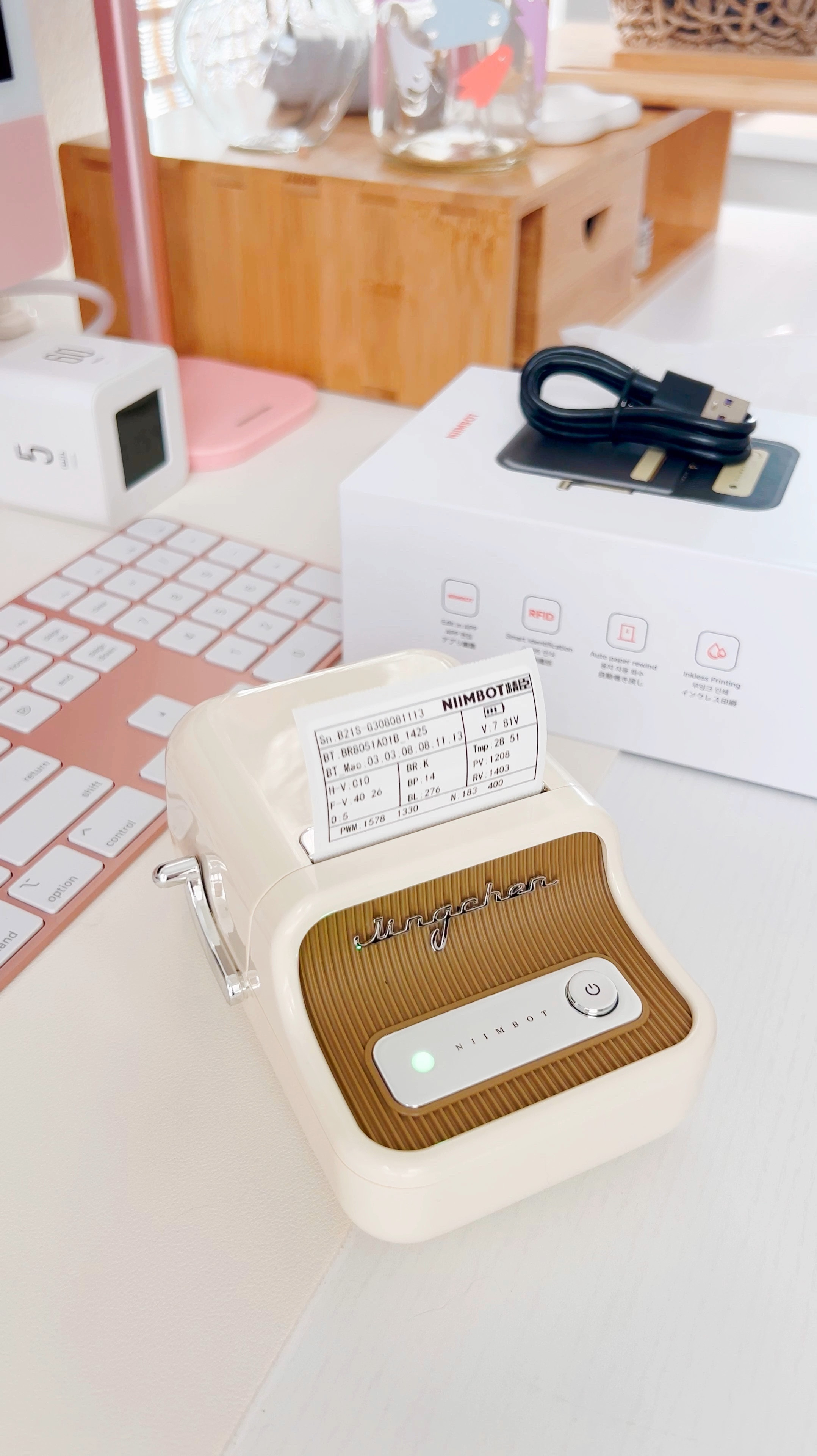 Unboxing my new Niimbot B21 label printer, and I can’t wait to show you all the ways I’ll be using it. 🎨✨ Perfect for organization, personalization, and adding a touch of style to everything I do!  

 if you use the code SincerB21, you’ll get 10% off, and there’s an additional 10% coupon available in my Amazon store!

#LTKVideo #LTKFamily #LTKHome