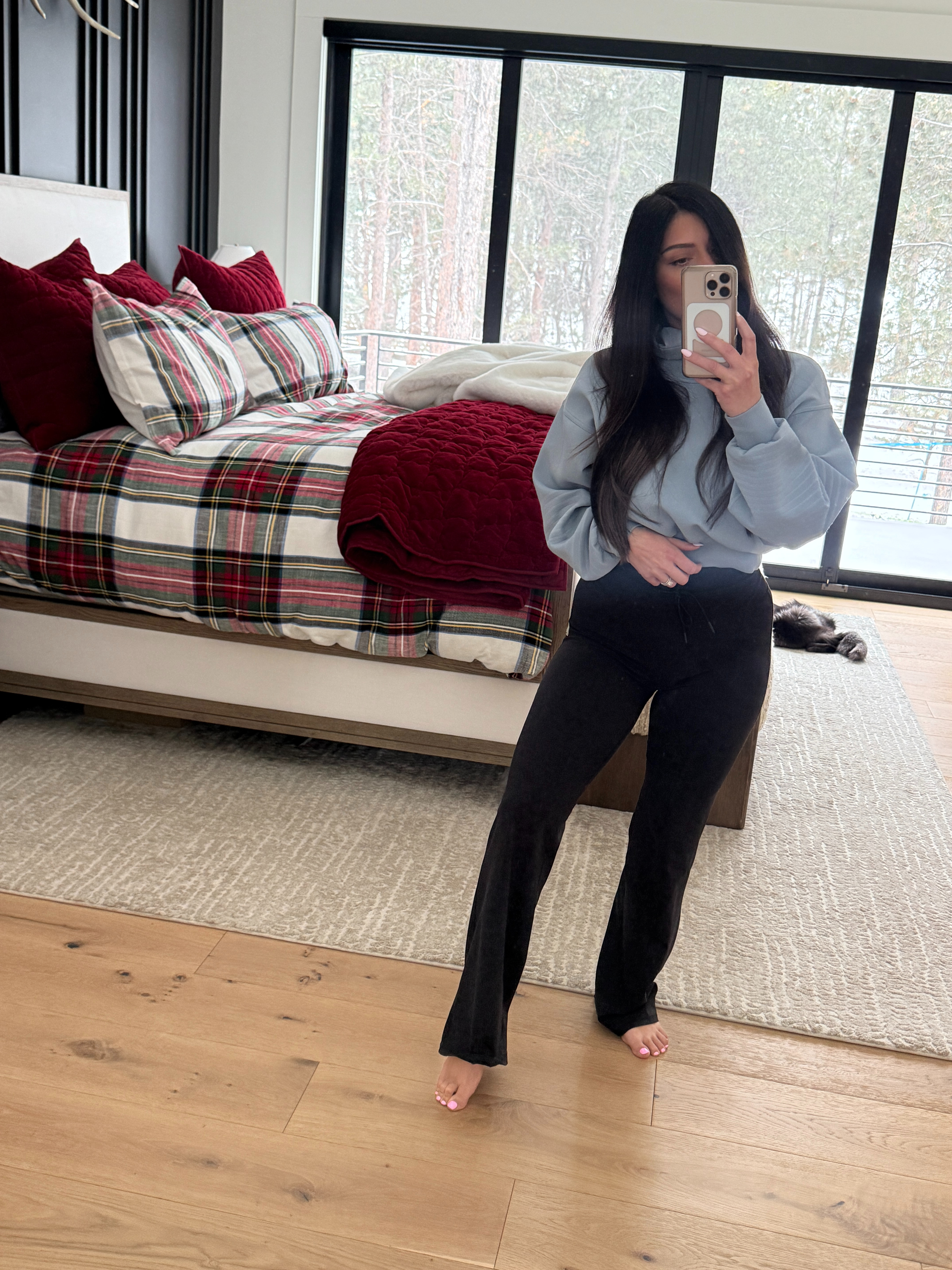 Obsessed with the funnel neck on this top. So cute! This exact one is no longer available but I'm linking some similar styles. 

 #LTKdayinmylife #LTKootd #LTKHome