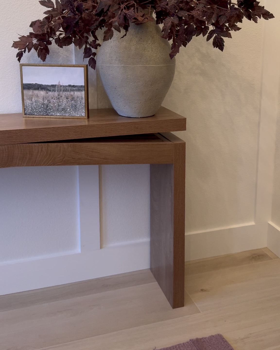 My entryway table is one of my favorite pieces in my home! #entryway #entrywaytable #entrydecor #foyer

#LTKHome