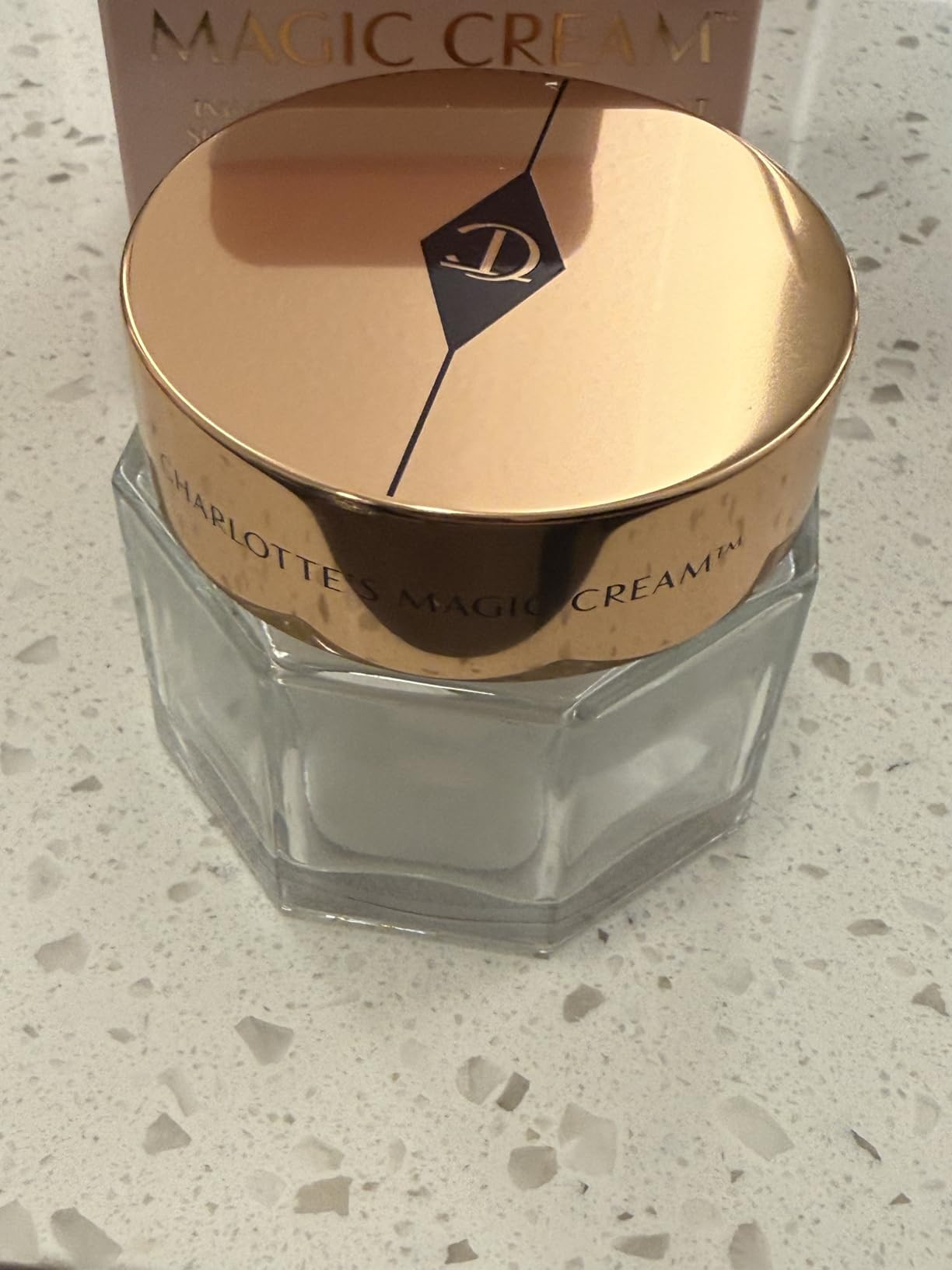Charlotte Tilbury Magic Cream Face Moisturizer - Firming & Hydrating Face Cream to Create a Smoot... | Amazon (US)