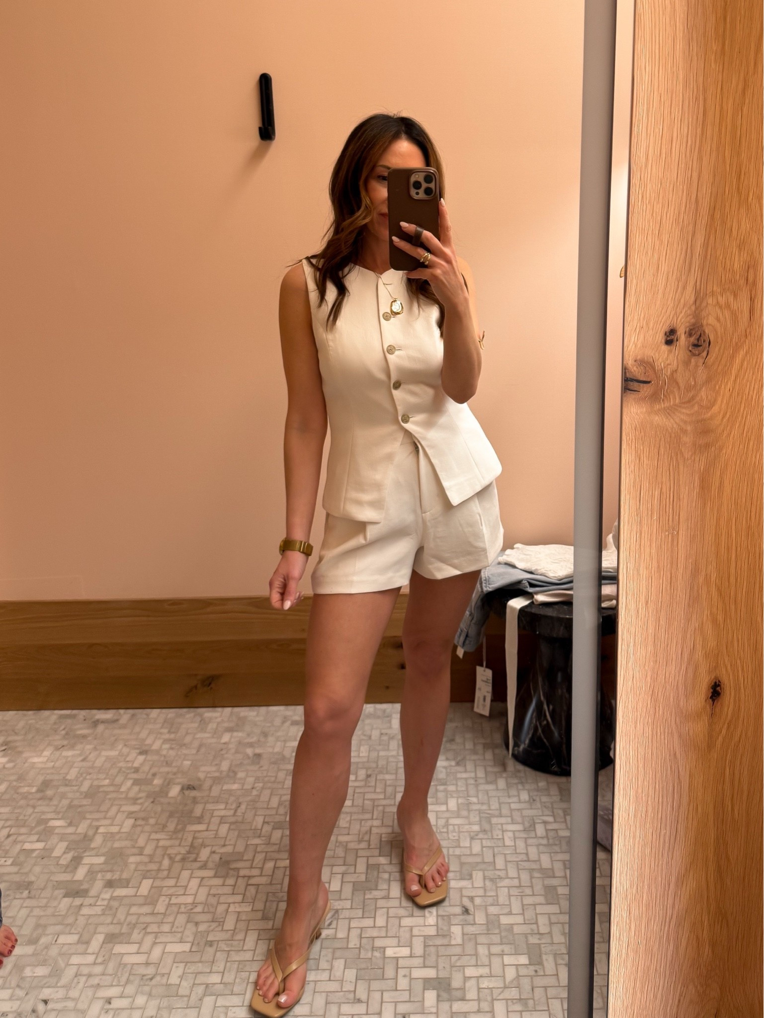Okk @Aritzia the best pieces.

#LTKSeasonal #LTKootd #LTKgrwm