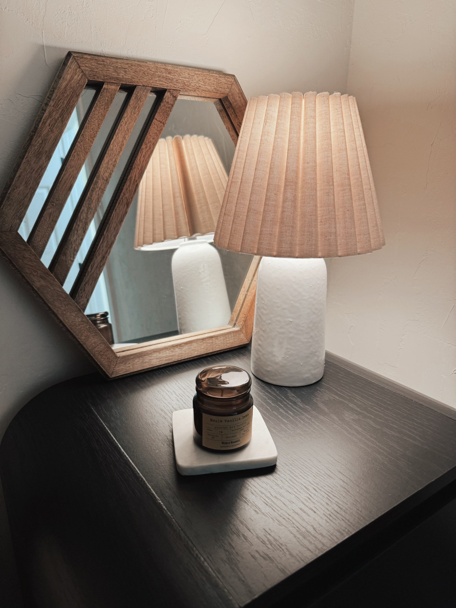 Cozy corner 

#LTKdayinmylife #LTKHome #LTKFindsUnder50