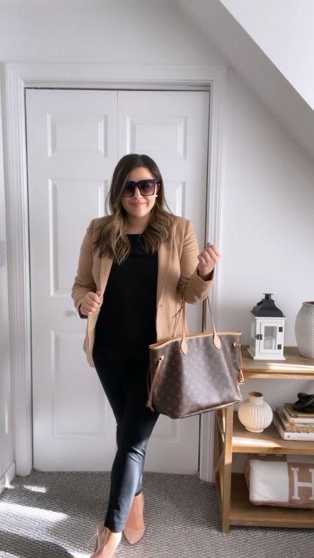 I rarely head into the office- a celebratory dance was in order!

Pants are tts 8
Top is tts M
Blazer is a tts 10
Shoes are tts 8

#LTKcurves #LTKstyletip #LTKworkwear