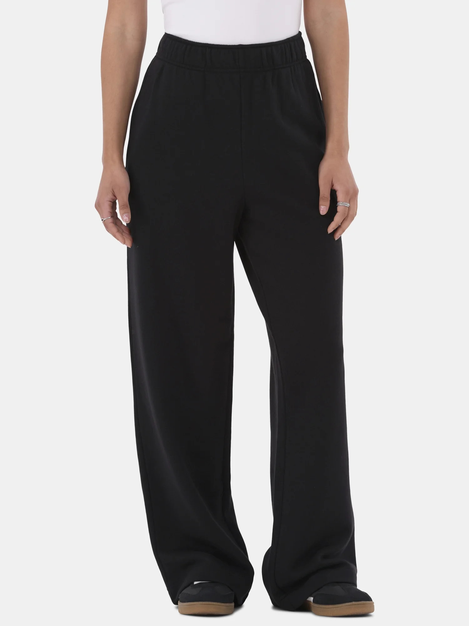 No Boundaries Wide-Leg Fleece Pants, 30” Inseam, Women’s and Women’s Plus | Walmart (US)